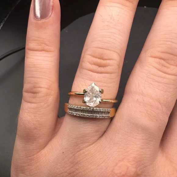 Natural 1ct pear shape diamond in solid 14k gold engagement ring display LOOSE - Picture 8 of 17